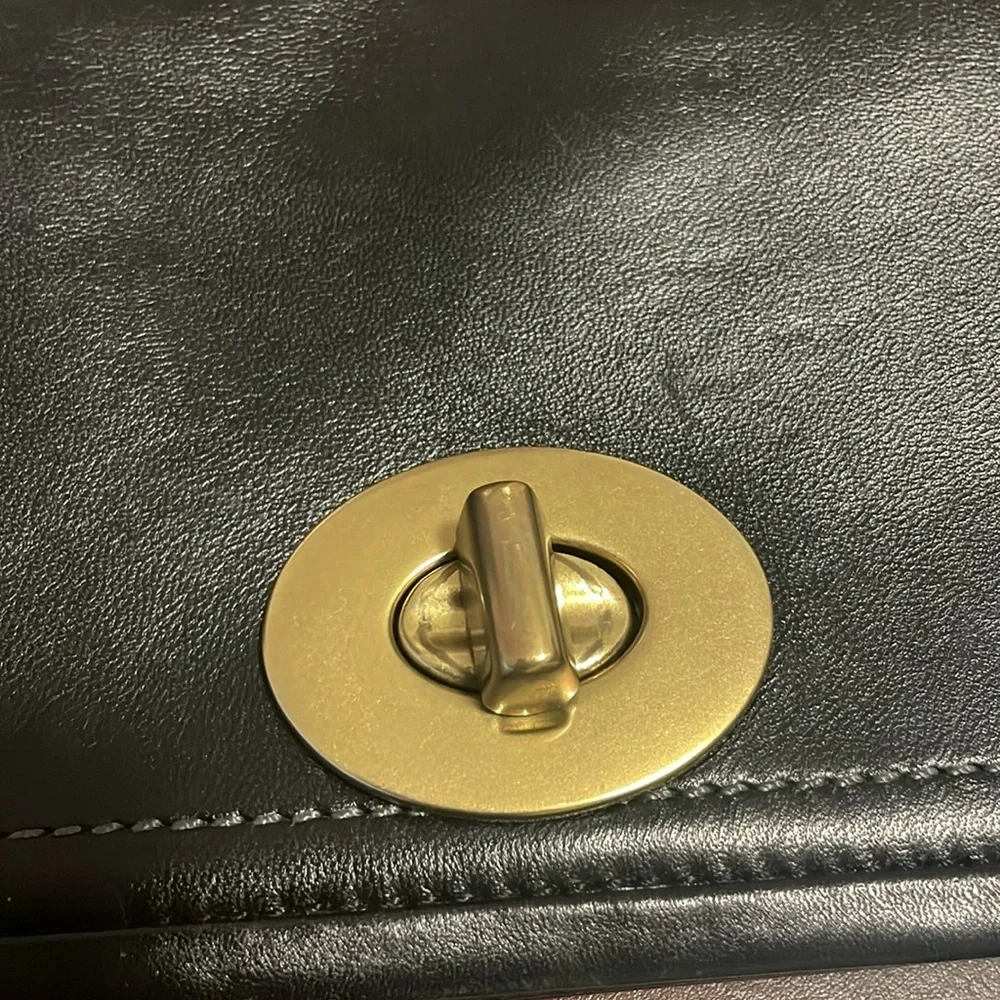 Coach Bag - Picture 11 of 12